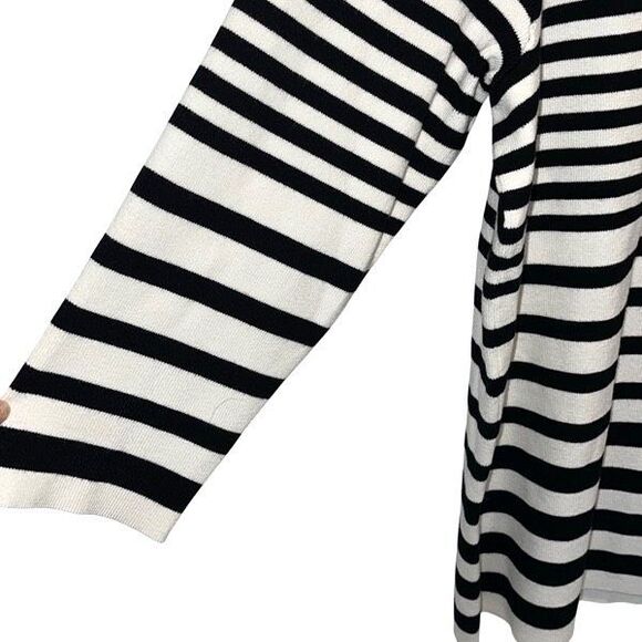 Talbots Scoop Neck Striped Lightweight Sweater Top Size 2XP Black White - Picture 2 of 7